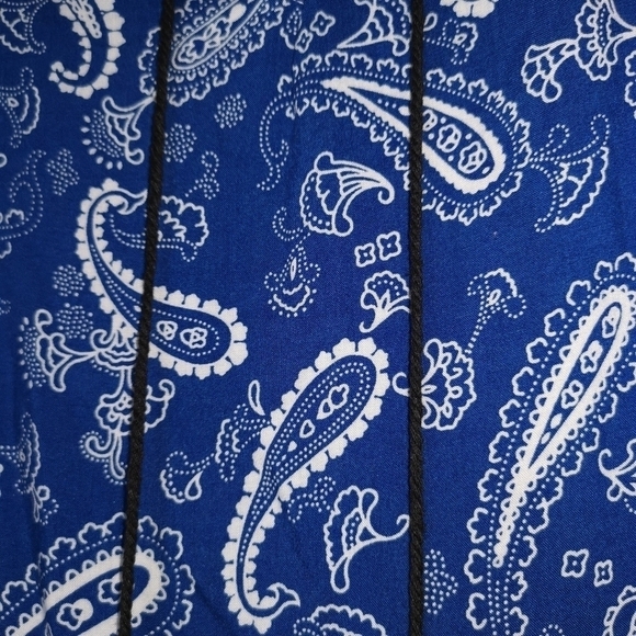 New Classy Blue print top - Picture 5 of 7